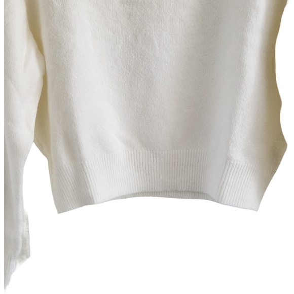 Ivory Cropped Crewneck Sweater - Picture 4 of 9